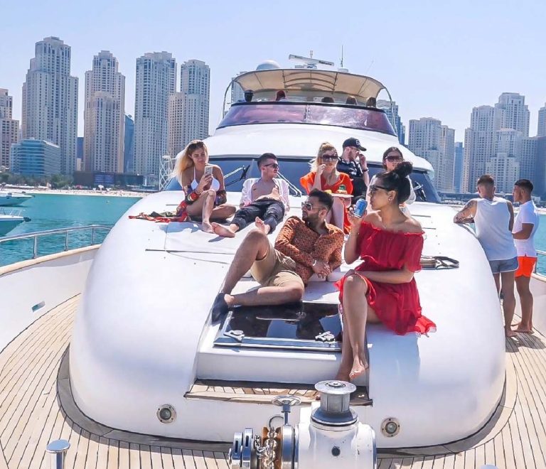 Dubai Luxury Yacht Service | Sunset Luxury Yacht Tour & Marina Yacht Cruises Dubai